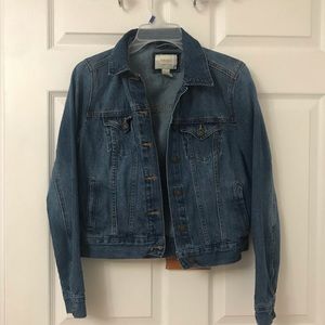 F21 Medium Wash Cropped Denim Jacket